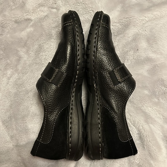 Earth Origins black loafers - Picture 2 of 9